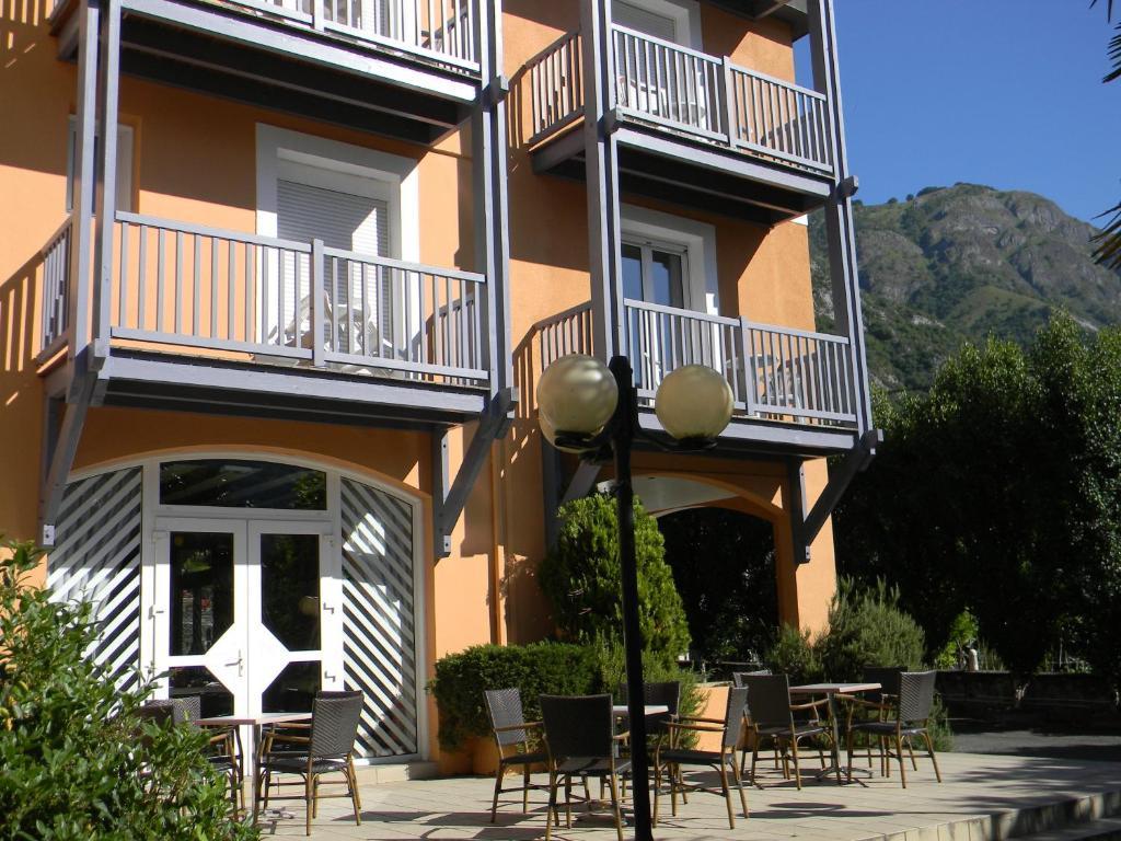 Hôtel Chez Pierre d'Agos Buitenkant foto